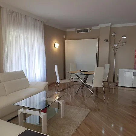 Vista Hermosa דירה *