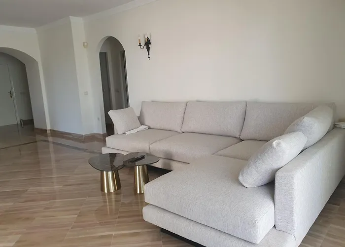 Vista Hermosa * מארבלה
