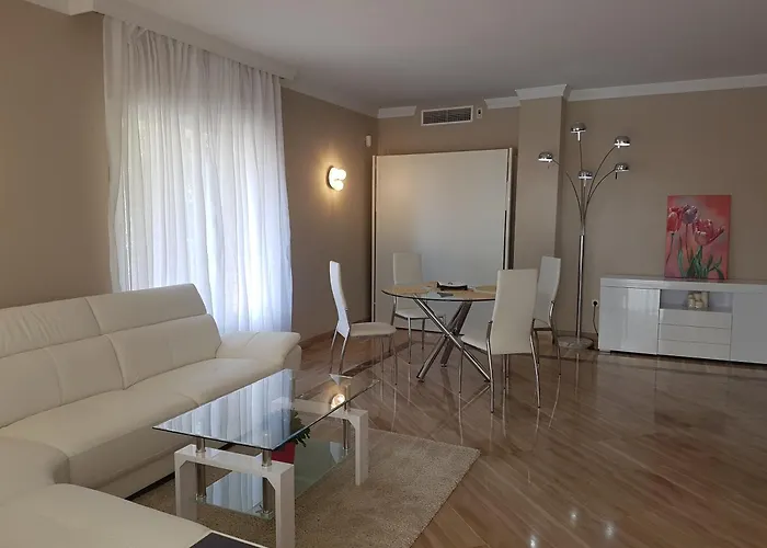 Vista Hermosa דירה *